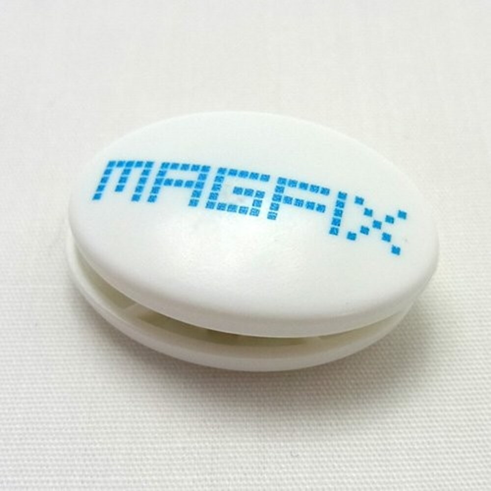 マグネットタイプ|厚手のウェアにも使える!取り付けてからの微調整も簡単