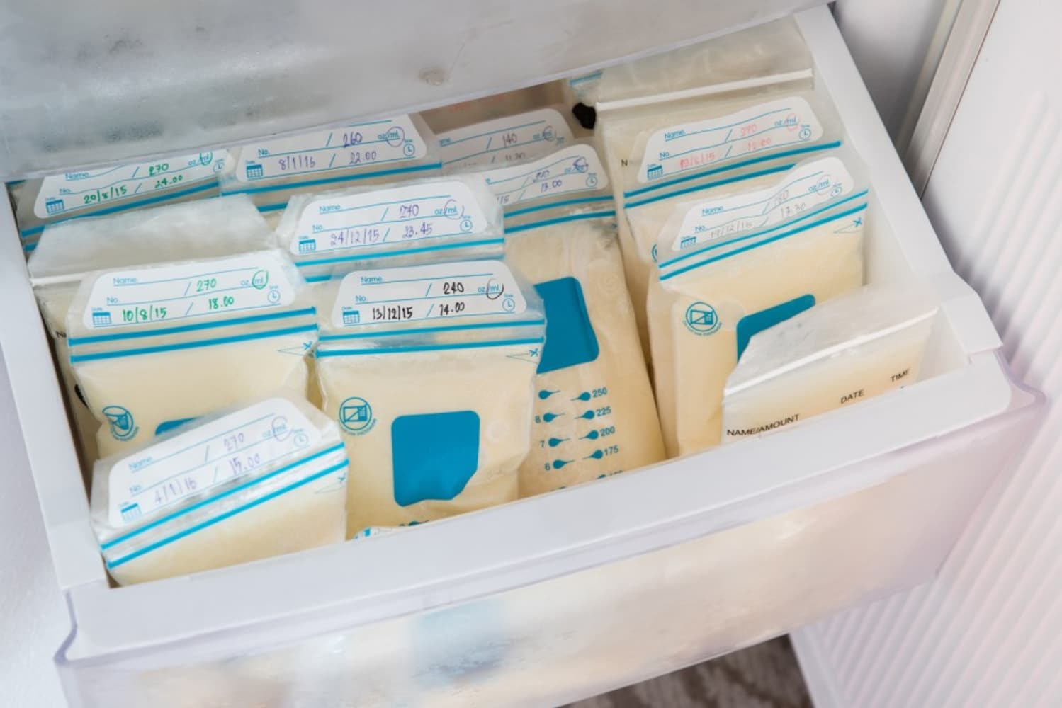 機能|マチつきやジッパー機能があると便利