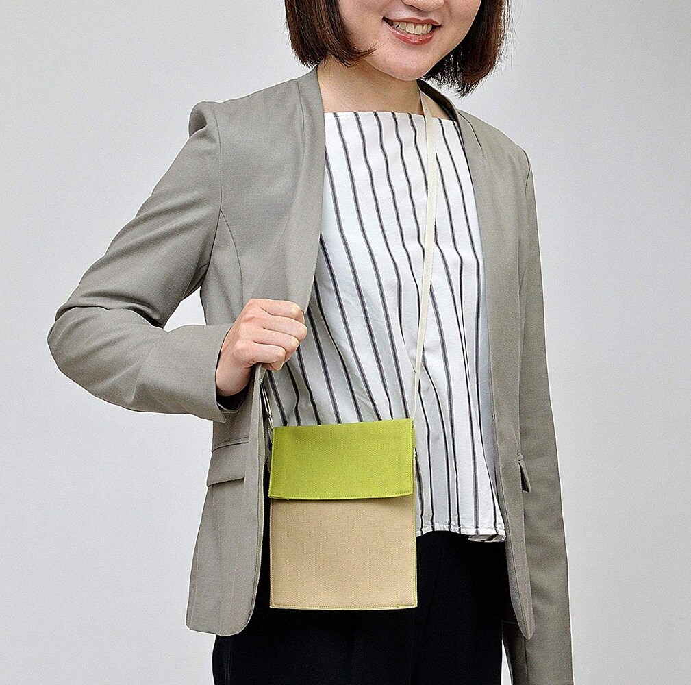 身につけ方|服の中で使いやすい形状を