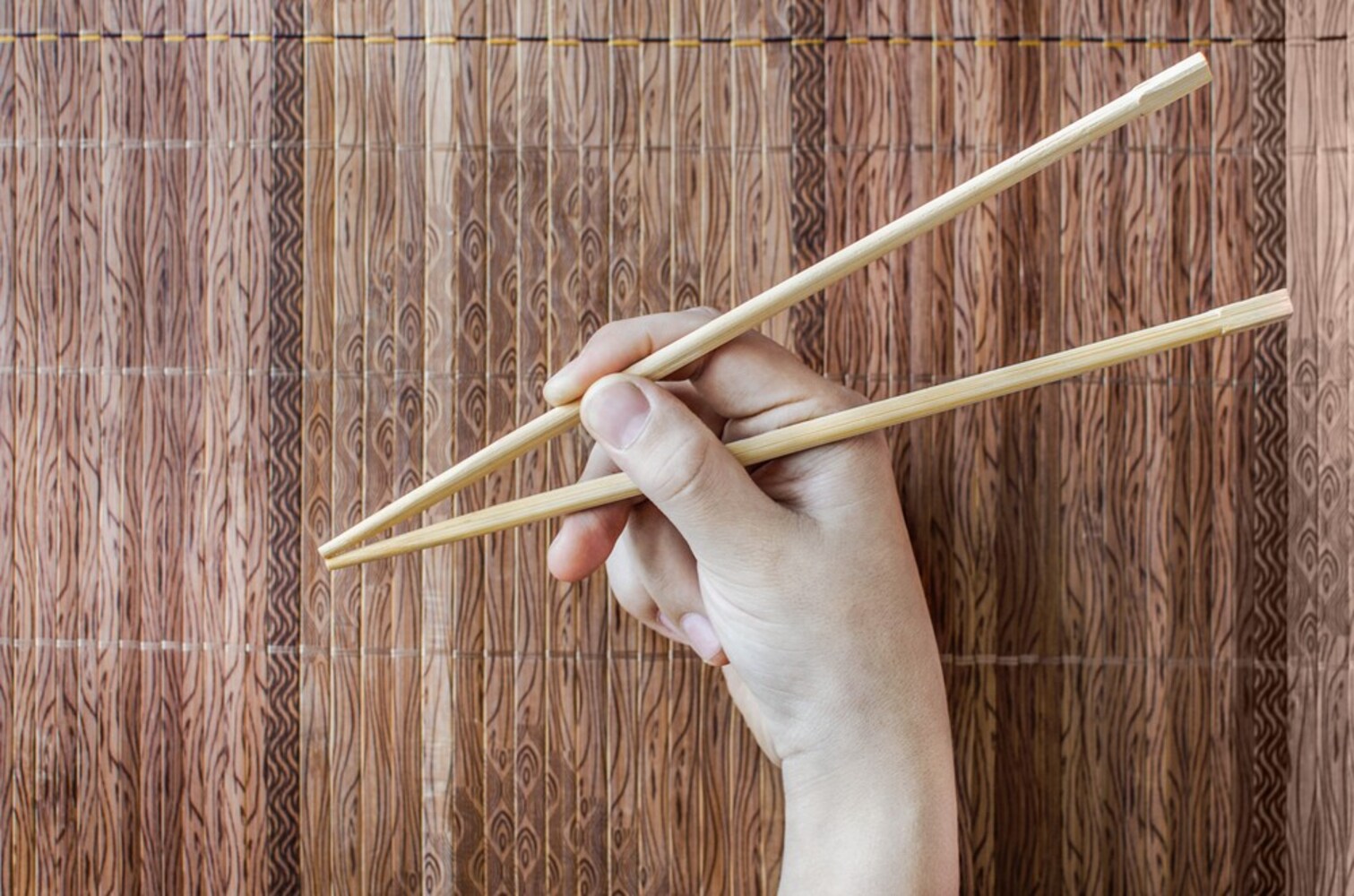 お箸が苦手な子には滑り止め加工付き