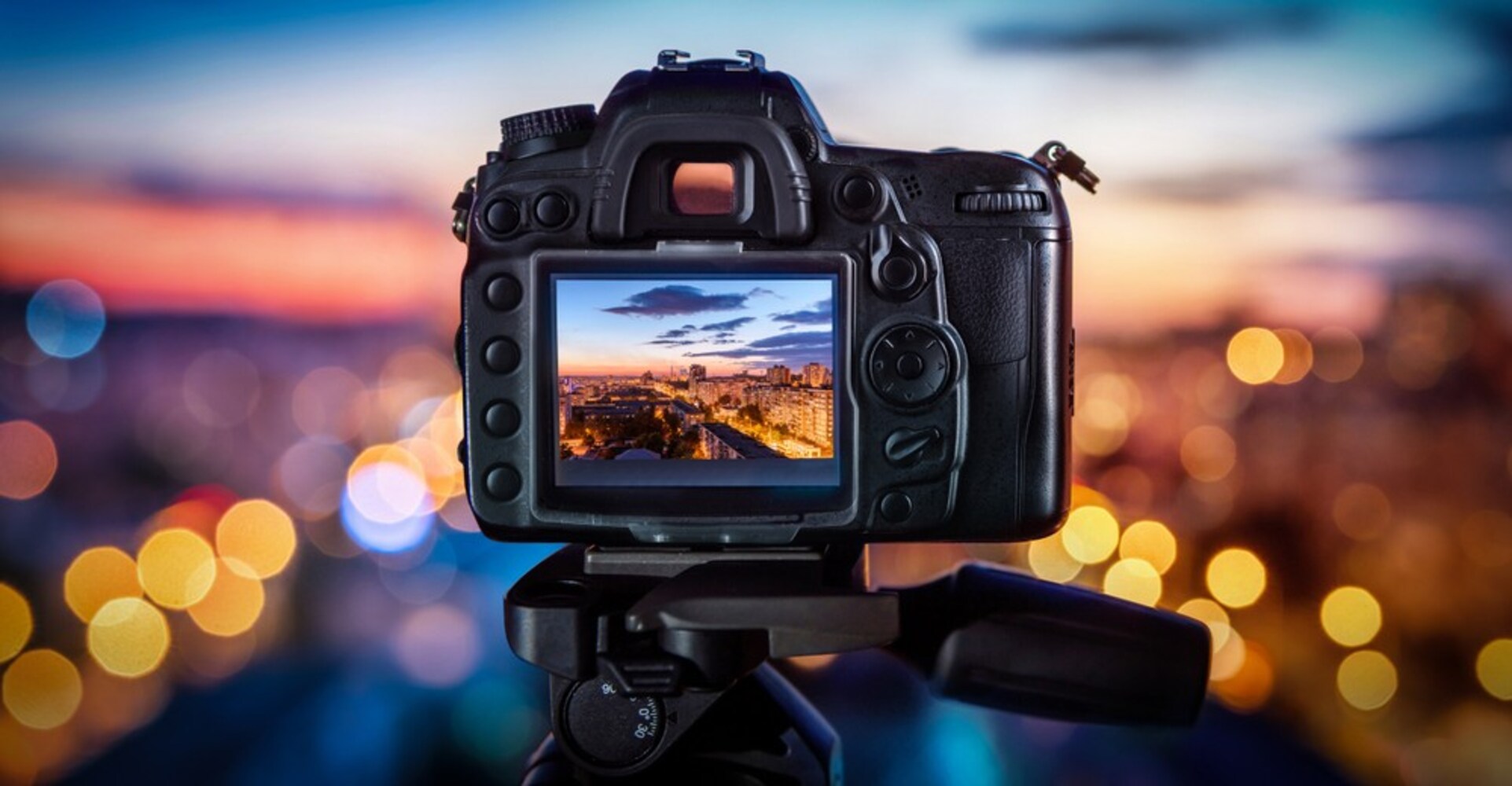 F値|夜景にはF1.8前後、隅々までシャープに写したいならF4以上を目安に