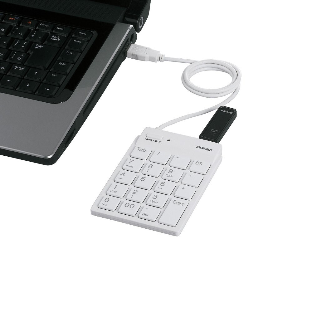 USBハブ|マウスも有線派の人はUSBハブ付きがおすすめ