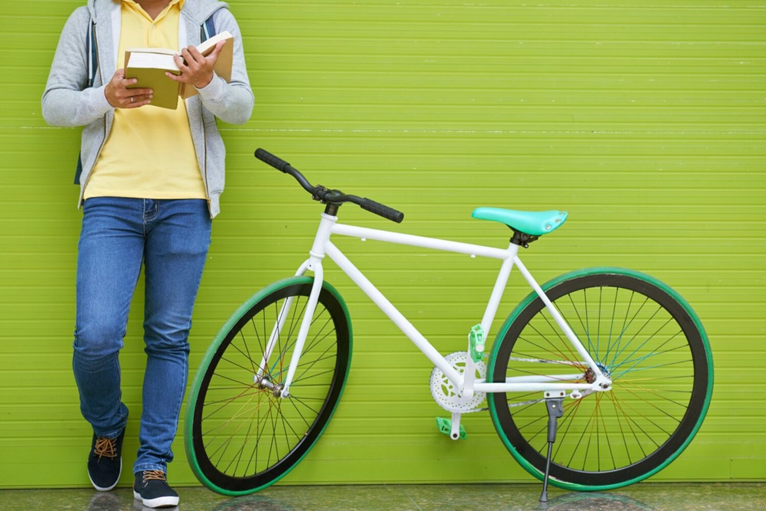 クロスバイクにスタンドは必要?