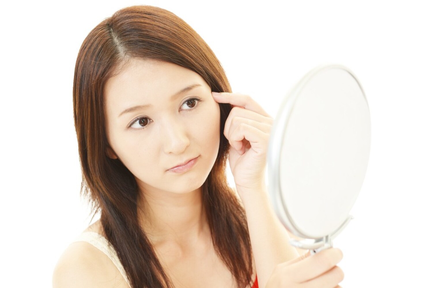 ・短めの鍼は長さ0.3mm程度、顔など皮膚の薄い部位に