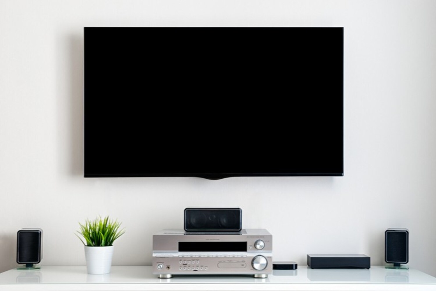 画面|「プロジェクター」と「テレビ」の違いを確認して選ぼう