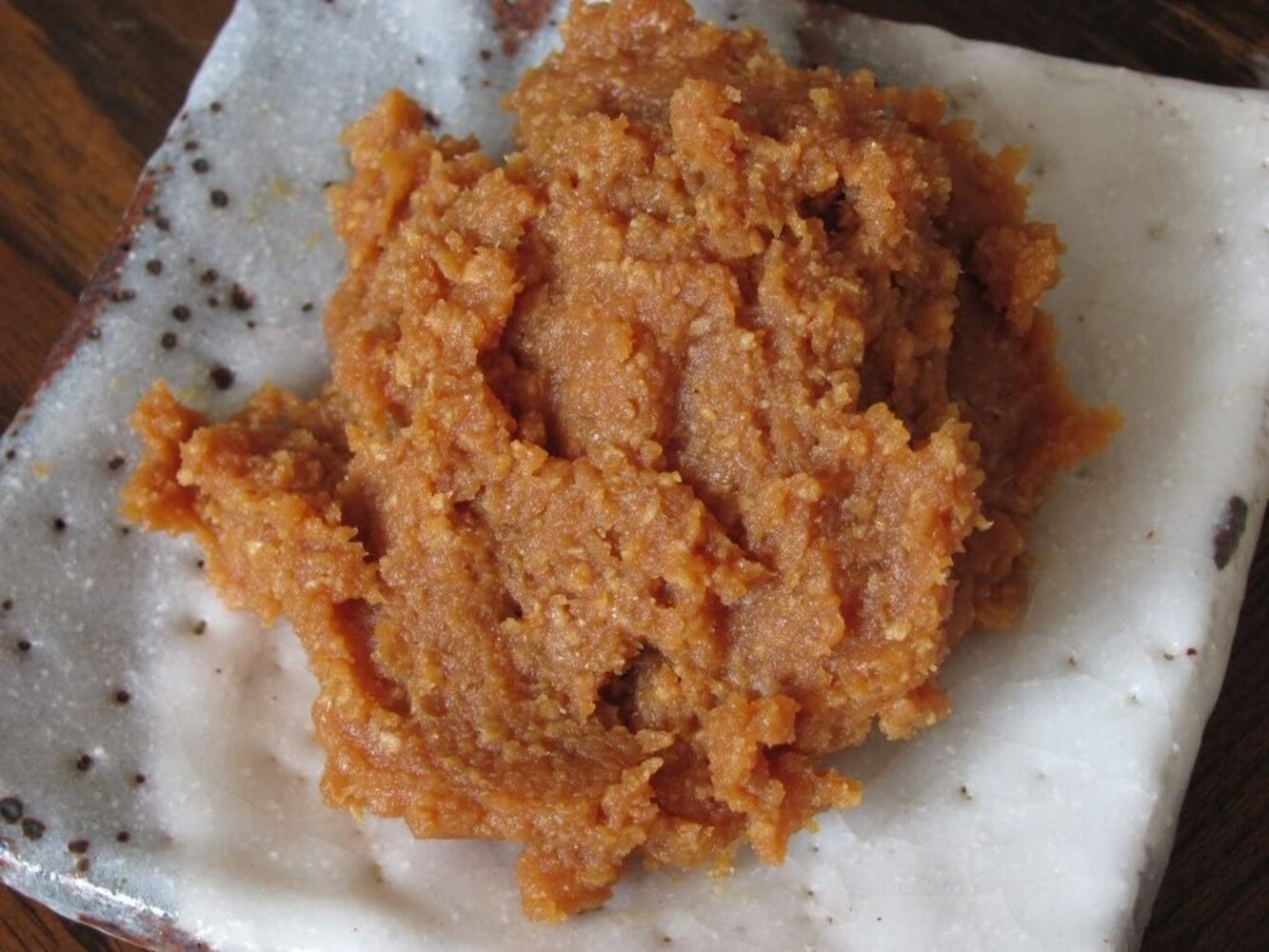 粒味噌|麹を潰さず、食感を楽しめる
