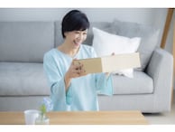 48歳・年収450万円女性の買ってよかった株主優待銘柄「外食費が値上がりする中、使い切れないほど食事券がもらえる」