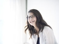 【2025年11月7日から募集開始】個人向け国債・固定3年を金利0.99％で100万円購入すると、半年後にもらえる利息はいくら？