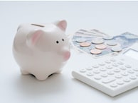 67歳です。持病があり、年金とアルバイト収入があっても生活が苦しく、どうしたらいいかわかりません