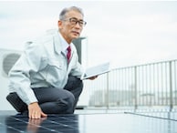 65歳から年金を受け取りながら70歳まで働くと、年金は増えますか?