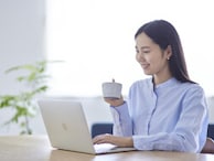 【2026年10月】個人向け国債「変動10年」と高金利の銀行の1年定期、100万円で利息差はいくら？