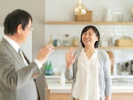 夫婦で月21万円を貯金「主人が働いてくれているおかげで繰り下げできている」66歳女性の家計