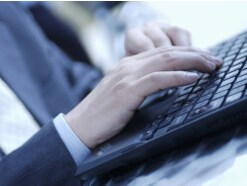 年末調整で還付金が戻ってくる人とは？源泉徴収税額とは？返金・払い戻しの仕組み解説！