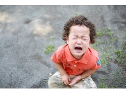 「試し行動」で大人をわざと困らせる子供の心理と対処法