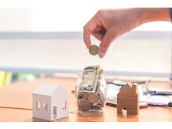 国家公務員の退職金、平均でいくら？