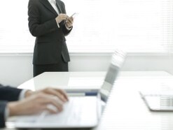 BCCやCCメールに返信は必要？ 時短のビジネスメール術