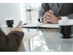 イラッとさせる言葉10選！よく使うけど人間関係を悪くする……？