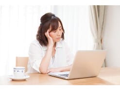 1963年生まれ女です。私が63歳からもらえる年金はありますか？ 65歳からもらえるのは何の年金でしょうか？