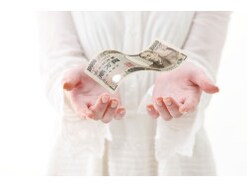 障害基礎年金を受給中の60歳、女性です。63歳になればもらえる特別支給の老齢厚生年金と、障害基礎年金は同時にもらえますか？