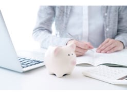 月12万円のパートで5年間働くと、年金はいくら増えますか？