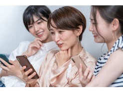 月10万円をオルカンに1年積立　36歳・年収550万円女性が＋34万円になった理由