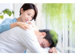 「含み損になると動揺してしまう」47歳自営業・NISA2年目の積立投資はマイナス何％に？