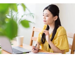 老齢年金の受給者が亡くなったら？遺族が行う手続きと未支給年金の請求方法
