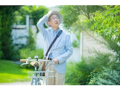 月の年金23万円「家具はDIY、移動は自転車、図書館利用で暮らしに工夫」69歳男性の節約生活