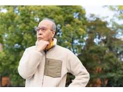 月の年金約20万円「若いうちから投資をすべきだった」67歳・元公務員男性が現役世代に伝えたいこと