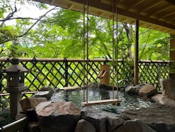 京町家リノベーションの匠による、箱根の新境地。期待の新旅館「Nazuna 箱根 宮ノ下」の全貌