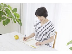 46歳事務職女性・2025年夏ボーナスは「約55万円予想。話題に出さないよう気を付けている」