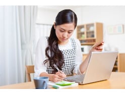 給料日から逆算！“1カ月を3分割”でムダ使いを防ぐ家計管理術  