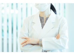 55歳・薬剤師の2025年夏ボーナス「企業勤めの方がうらやましい」医療業界の実情と本音