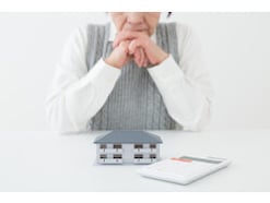 月の年金4万円台の68歳女性「身の丈に合わない家を買うべきではなかった」リアルな老後生活