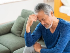 月の年金10万円「貯金、転職、投資の勉強……後悔をあげたらきりがない」65歳男性老後の暮らし