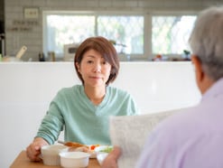 年金月3万円弱「生活が苦しく国民年金の未納が多かった。夫が会社員を続けていれば」64歳女性の嘆き