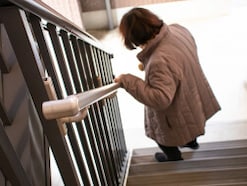 国民年金月2万5000円「年金に関して無知でした」貯金30万円・65歳女性の老後