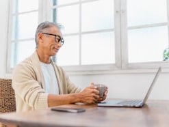 年金月21万円「年金だけでも不安は少ない」70歳夫婦の暮らし