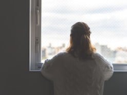 「運用などで資産1億円にしたい」“お金に困らない生活”を望む世帯年収700万円・35歳女性の収支内訳