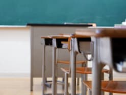 高校無償化で得するのは誰か？ 財源は税金だというのに「私立校が恩恵を受ける」教育政策の歪み