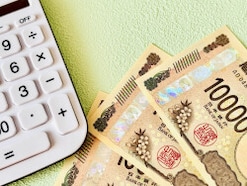 「医療費1万5000円、食費6万円、光熱費2万円はキツイ」67歳・年金暮らしの月の収支額