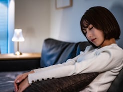 「夜ご飯を買って済ませたいと思っても高くつくなと思い直す」世帯年収680万円・26歳共働き女性の家計