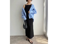 旬の夏ワンピが「だらしない印象」に!? 40代が要注意な「キャミソールワンピ」のNGポイントとOKコーデ