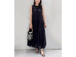 おなかまわりも自然に隠せる! 大人かわいい「Aラインワンピ」でかなう40代のすっきり夏スタイル
