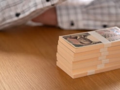金融資産2億4000万円「株の配当は夫婦で年780万円」65歳男性の年金生活