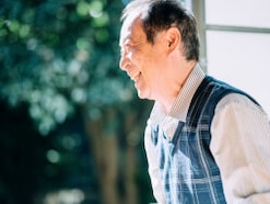 夫婦の年金月30万円「趣味だったトールペイントをメルカリで販売」69歳男性の年金以外の収入