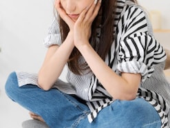「職場の人が苦手」「合わない人と話すのが面倒」 人間関係の疲れを軽くする「状況を変える」3ステップ