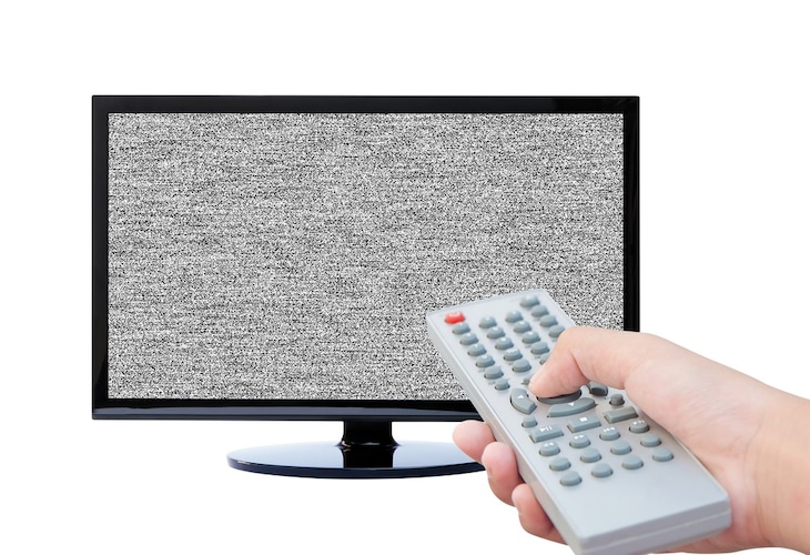 テレビの音量を抑えるコツとは?