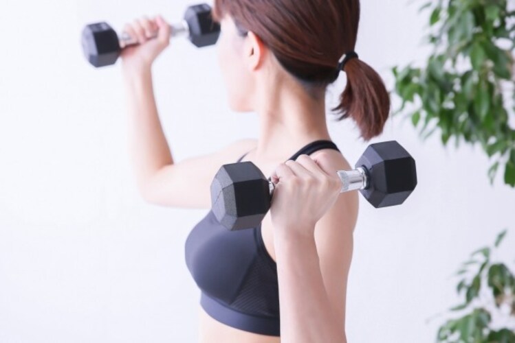 女性にはダンベルダイエットが人気!