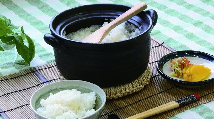 ご飯の炊き方|水加減、火加減などのポイントや手順を紹介